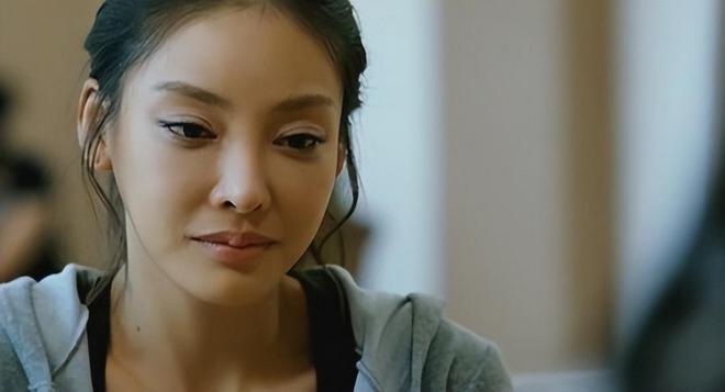 子“共享”同一女星亲兄弟为财权内斗互撕尊龙凯时新版APP韩国财阀家族丑闻：父(图2)